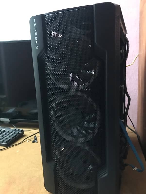 Custom build Gaming pc 3