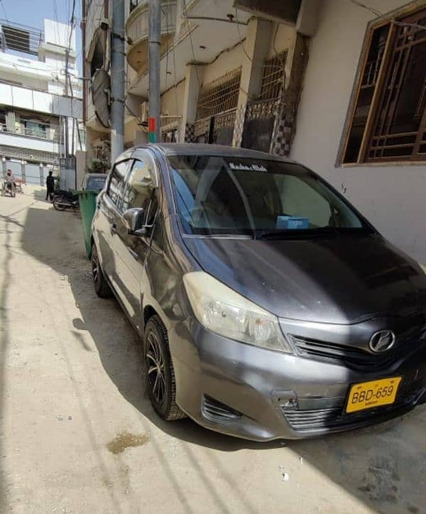 Toyota Vitz 2011 10