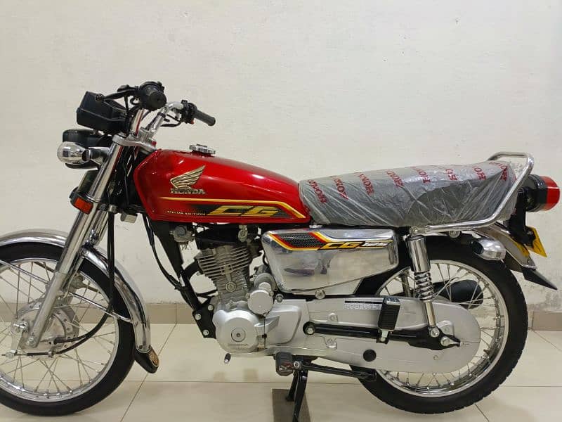 Honda CG 125 2022 Model Special Edition 4