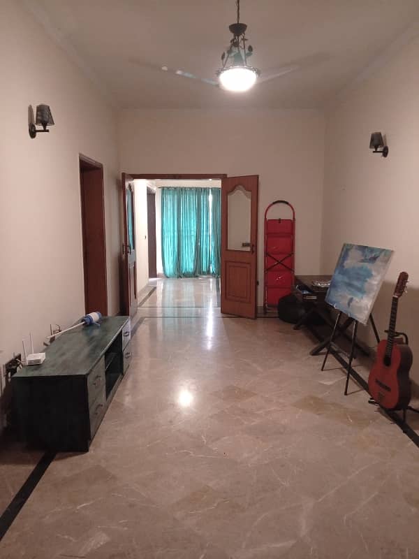 1 bed furnished tvl kitchen sharing in dha phase 4 near market park lahore 1