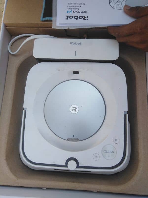 Cleaning Robot M6 Braava Jet Robot 0