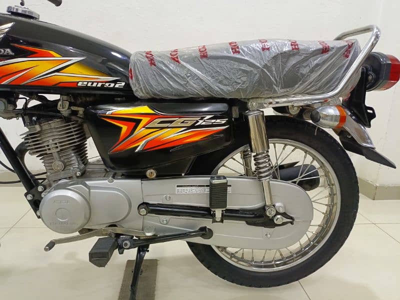 Honda CG 125 2021 Model 4