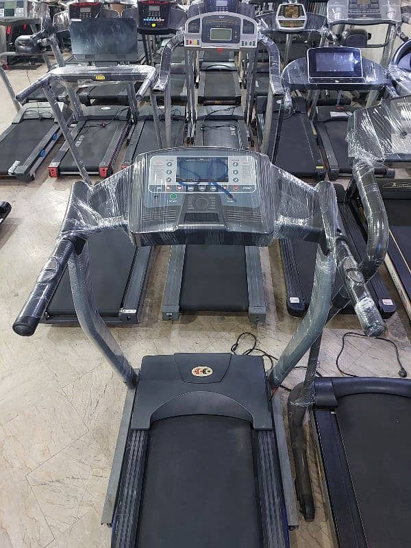 Treadmill / Running Machine / Elleptical  / Spinning bike / Gym cycle 4