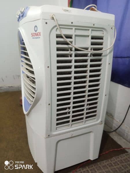 Plastic body water circulation air cooler 2