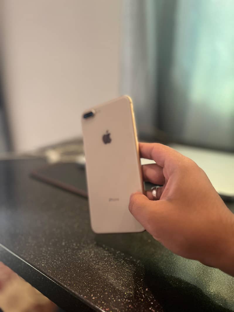 Apple iPhone 8 Plus, 64GB PTA, Just Like New 4