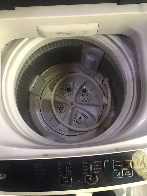 Haier Automatic Washing Machine Model HWM80-1708y condition10/10 3