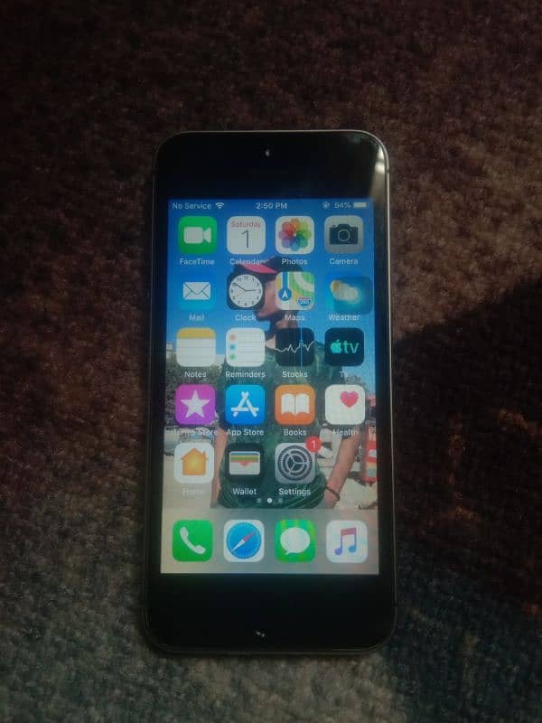 iPhone 5s sell 16GB non Pta by 10/10 condition water pack touch id ok 0