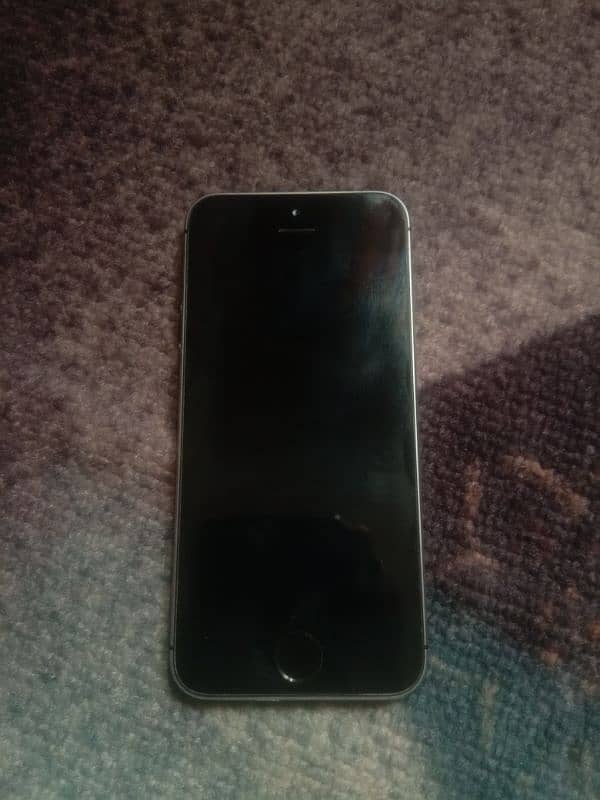 iPhone 5s sell 16GB non Pta by 10/10 condition water pack touch id ok 1