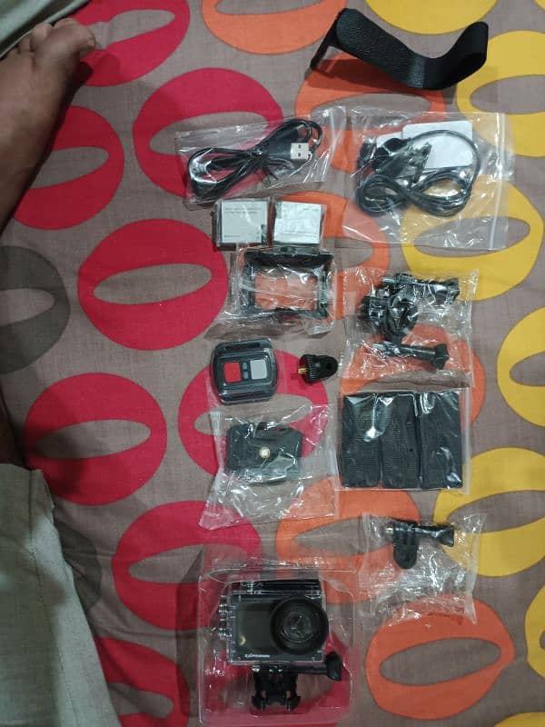 I want to sell Go Pro Camera 2