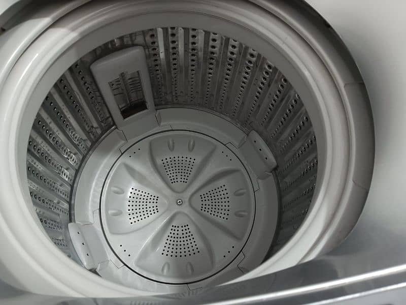 Automatic washing machine 2