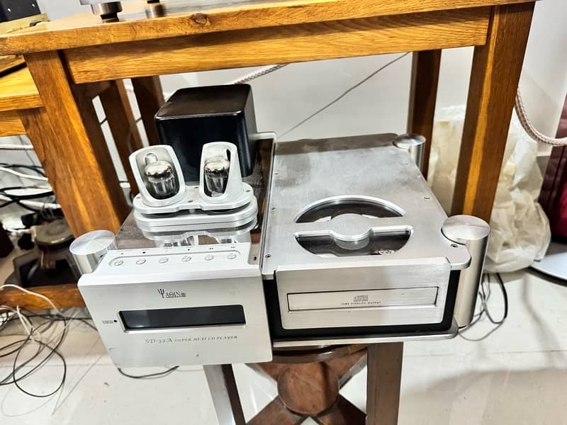 yaqin tube amp + cd player 3