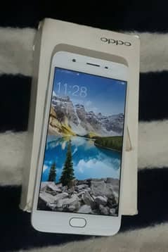 OppoF1s 4GB // 64 GB