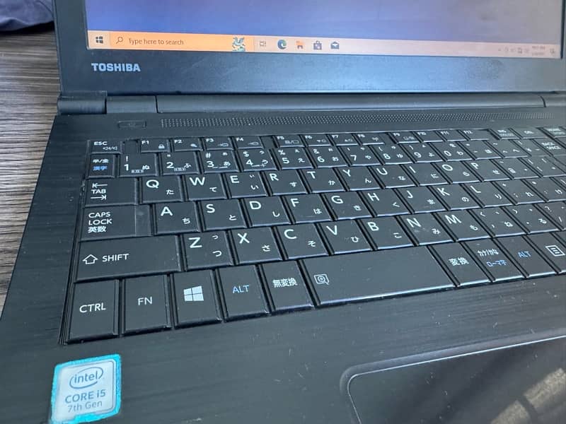 Tohsiba Core i5 7th Gen 8GB RAM 256 GB SSD 5