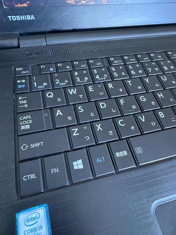 Tohsiba Core i5 7th Gen 8GB RAM 256 GB SSD 7