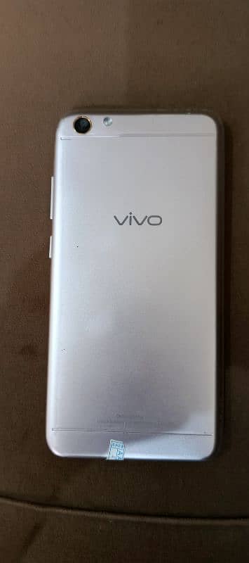 vivo y66  4/64 1