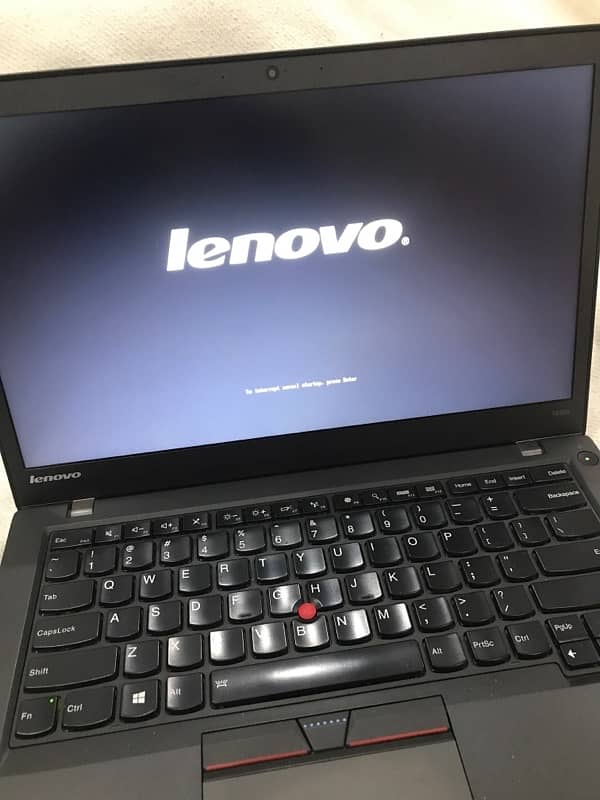 Lenovo Thinkpad T450s with original charger 1