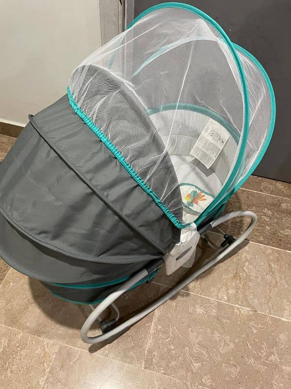 Mastela 5 in 1 Baby Rocker 1