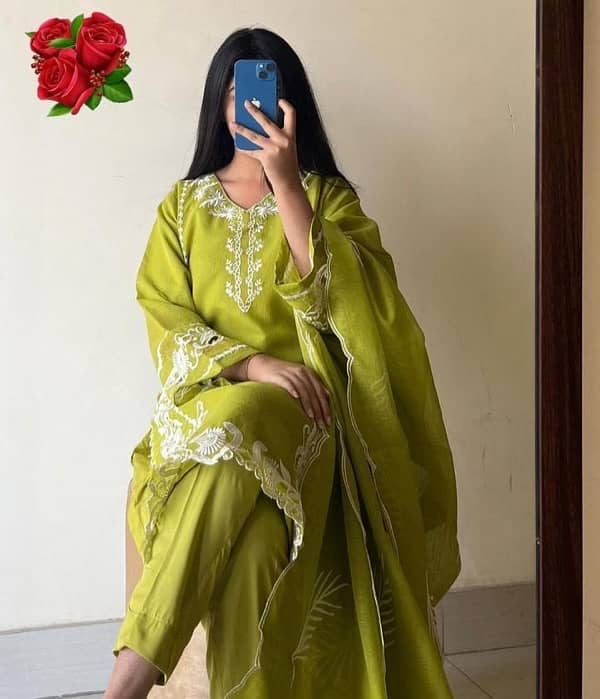 Elegant green embroided suit for women 1