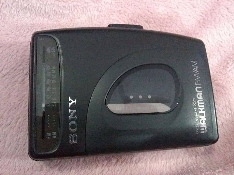 Sony Radio + Walkman 3500 0