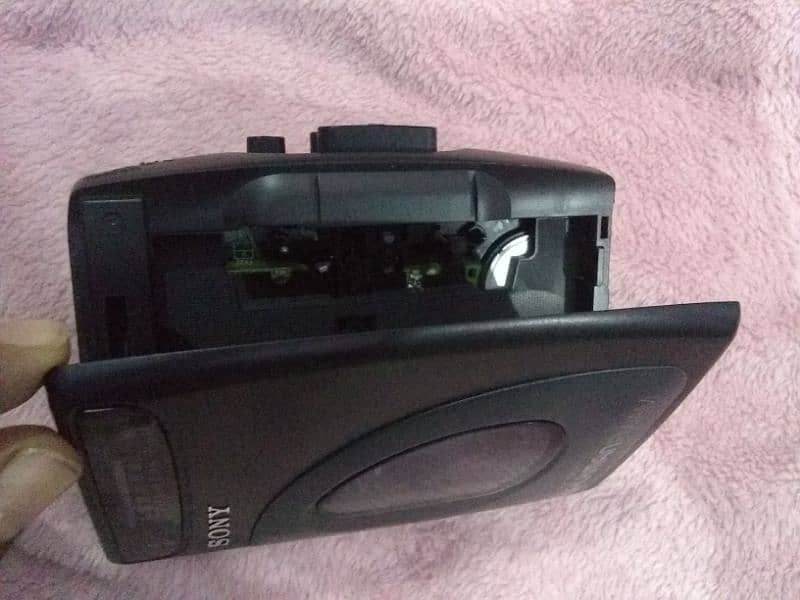 Sony Radio + Walkman 3500 2