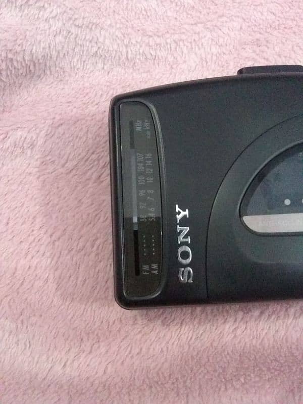 Sony Radio + Walkman 3500 4