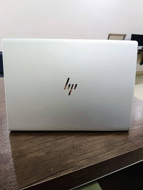 HP elitebook 840 g5 0