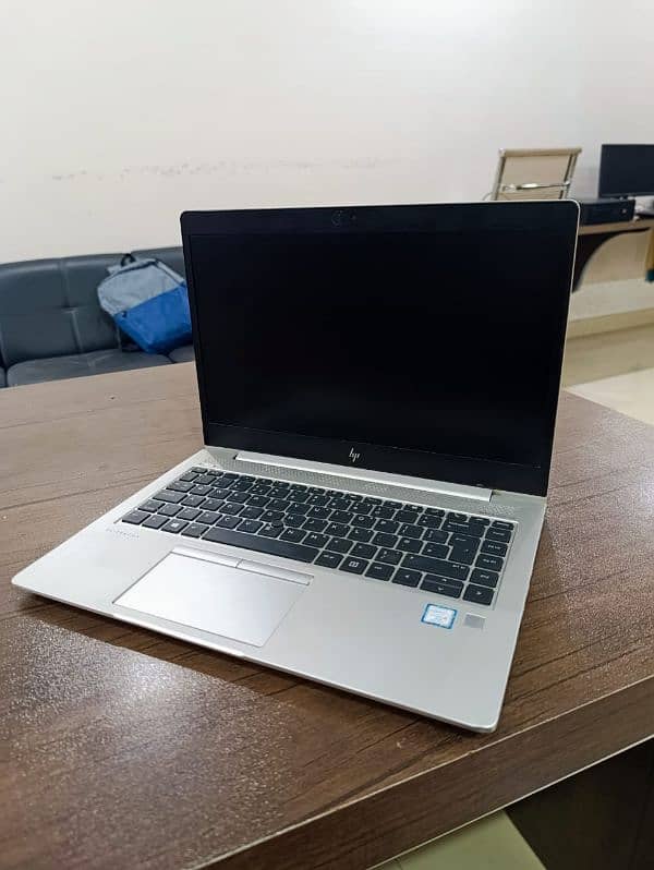 HP elitebook 840 g5 3