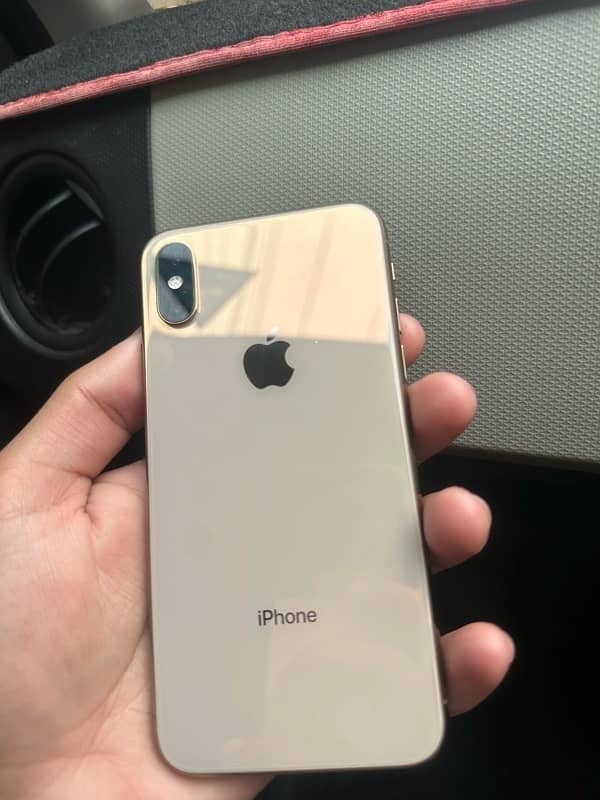 iPhone XS 1