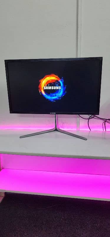 Samsung 28inch 4K 1ms FreeSync HDMI 2.0 Gaming Monitor 0