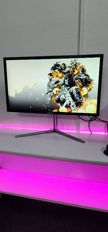 Samsung 28inch 4K 1ms FreeSync HDMI 2.0 Gaming Monitor 3