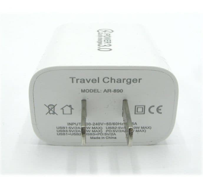 20W PD C Type and 03 Ports USB Type Quick Charger 3