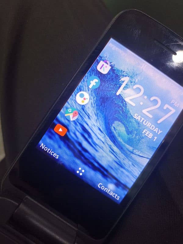 Alcatel flip model4052R 3