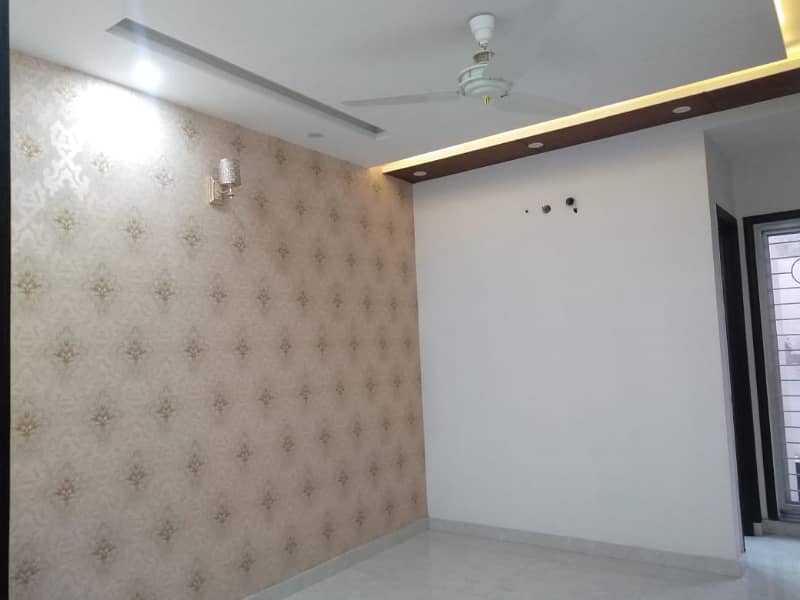 10 Marla BrandNew upper portion for rent Alama Iqbal town Lahore 1