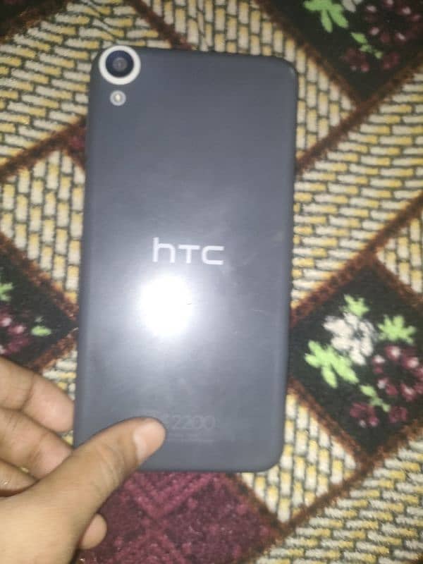 HTC mobile for sale contact no 03222805080 2