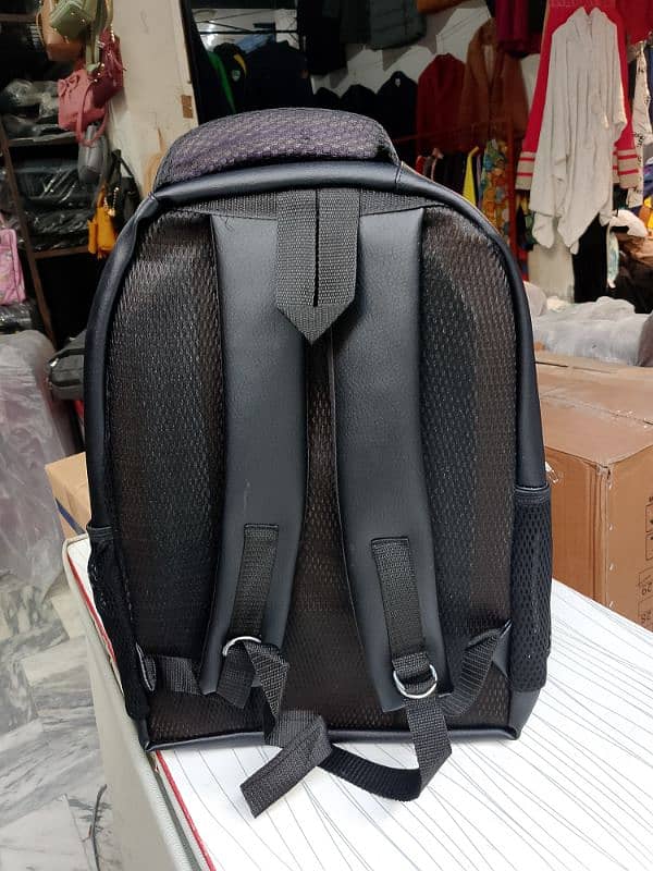 leather laptop bag for casual use condition 10/10 2