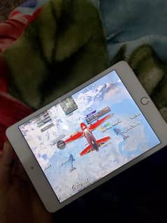 iPad mini 5 with box