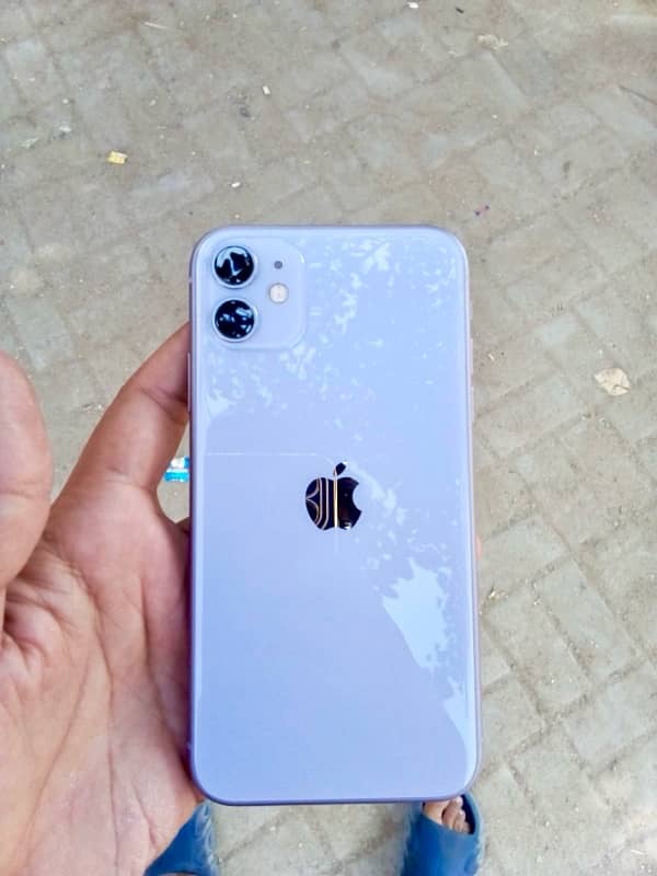 iPhone 11 non pta 10/10 condition 0