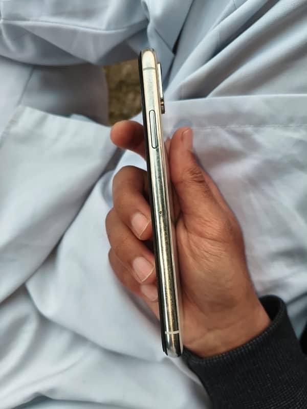 iPhone XS non pta 3