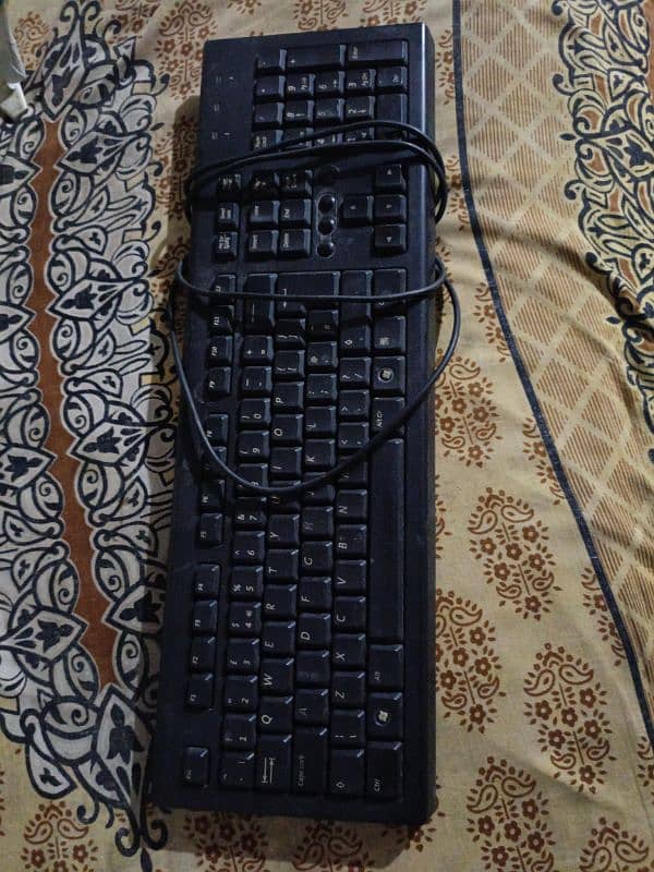 keyboard for computers. . kuch button kharab hyn 0