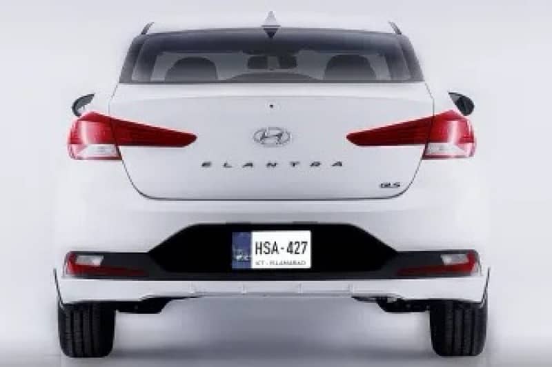 Hyundai Elantra hybrid 2025 1