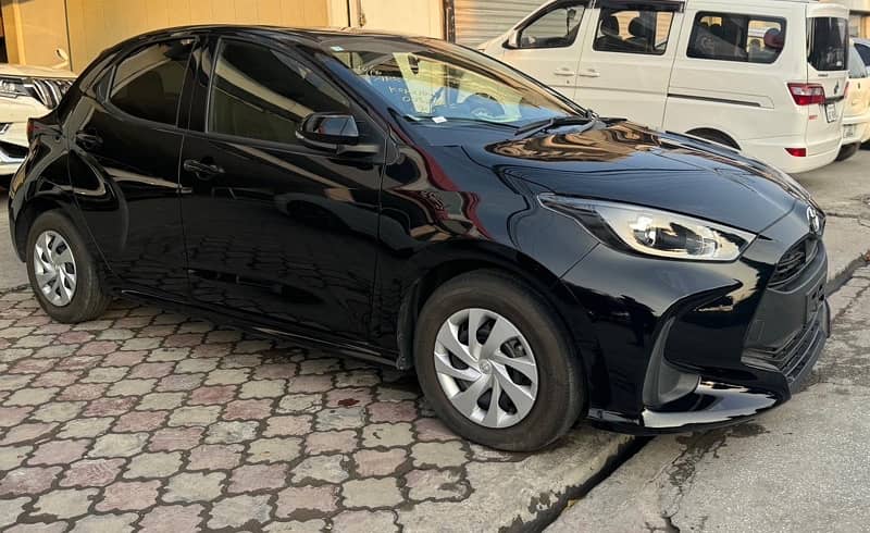 Toyota Yaris Hatchback || Model 2021 Import 2025 4