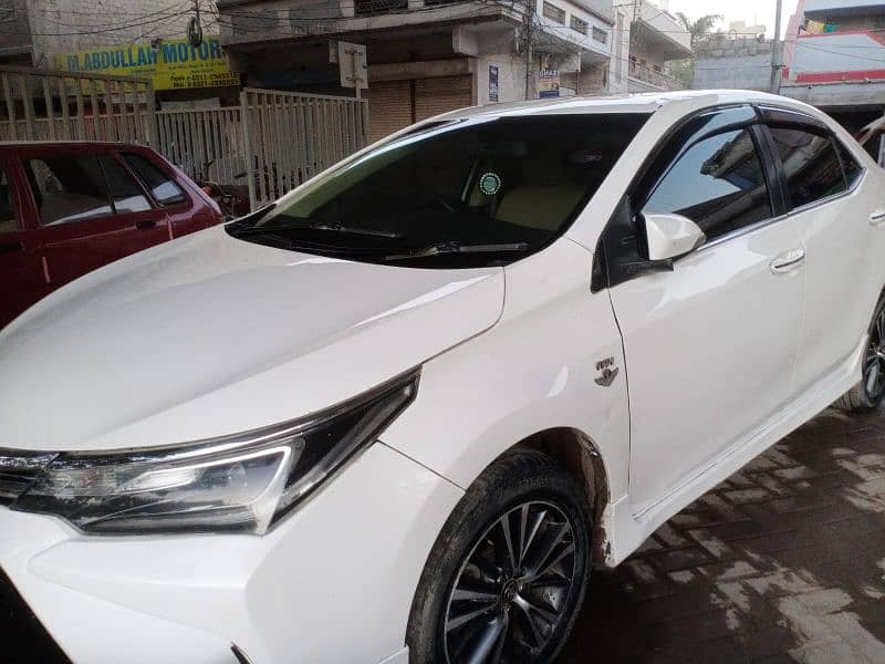 Toyota Corolla 1.8 Altis 2017 4