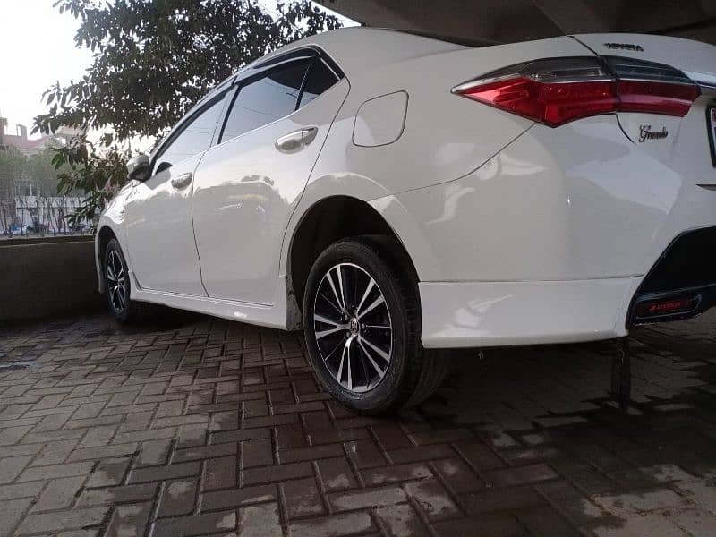 Toyota Corolla 1.8 Altis 2017 7