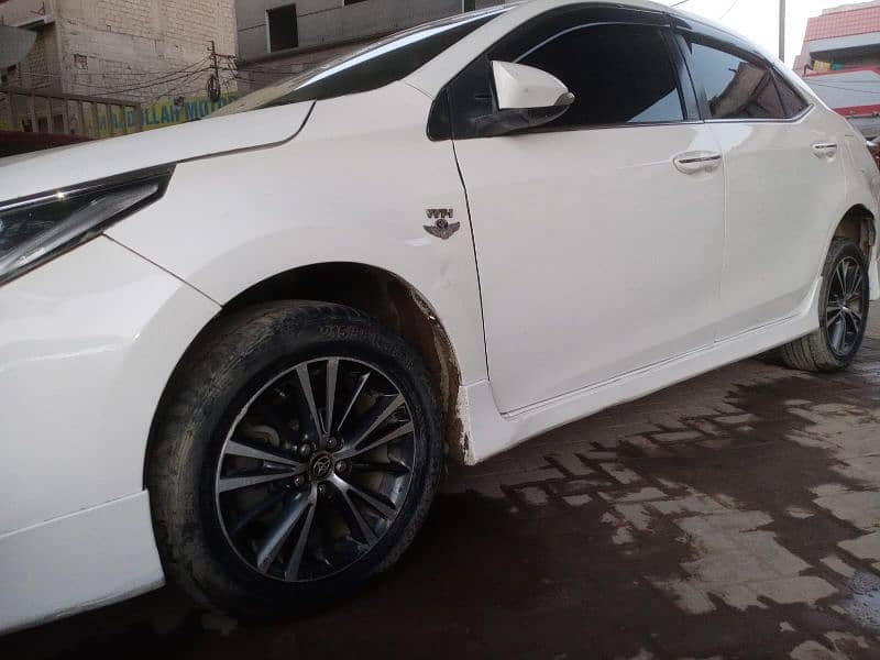 Toyota Corolla 1.8 Altis 2017 8