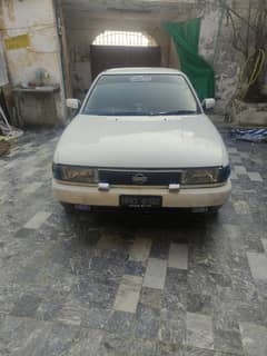 Nissan Sunny 1992