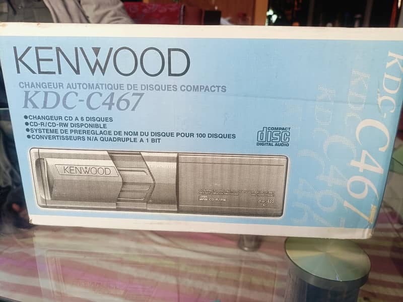 Kenwood KDC 4090R or  Kenwood KDC 379R with KDC C467( 6 CD Changer) 12