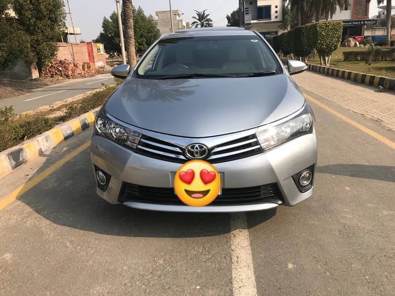 Toyota Corolla Altis (2015) model 3