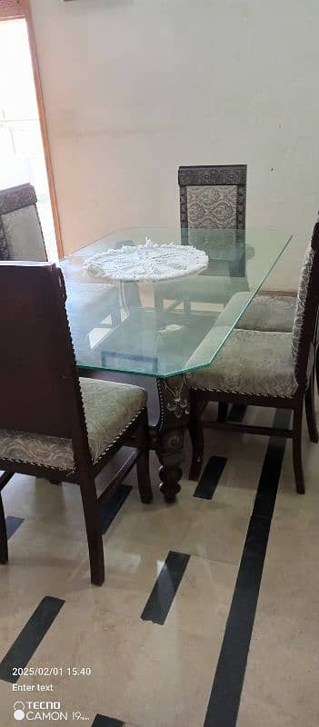 Dining table with six chairs 1