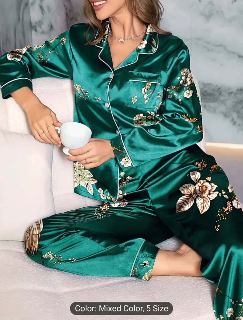 Women's Floral Pajama set - Relaxed Fit 5