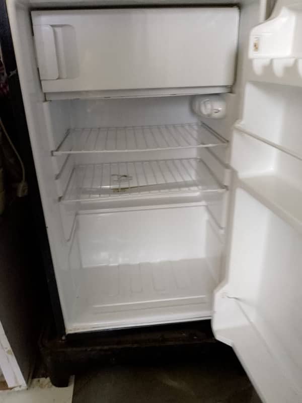 dawlence fridge,Gray colour 2